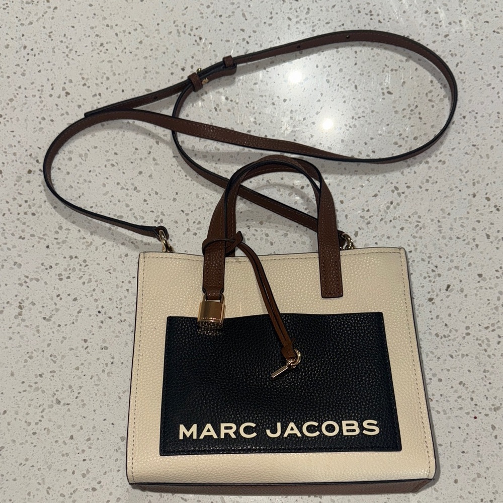 Marc Jacobs Mini Grind colorblock leather tote bag light beige/white brown black